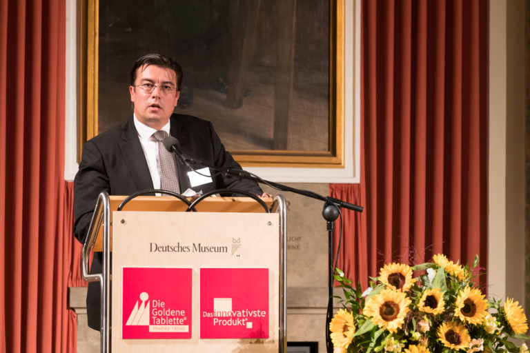 Dr. Christian Rybak, Partner der Anwaltskanzlei Ehlers, Ehlers & Partner